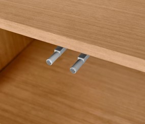 Umývadlová skrinka s drevenou dyhou