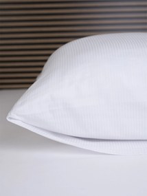 Hotelová obliečka na vankúš 50 x 70 cm - prúžok 4 mm