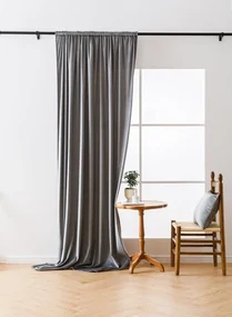 Svetlosivý zatemňovací záves VELVET 140x250 cm Zavesenie: Riasiaca páska