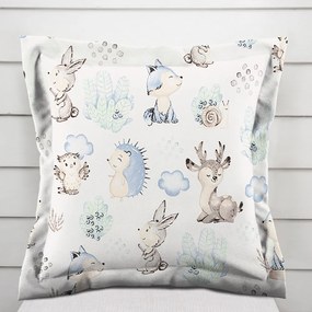 Biante Detská bavlnená obliečka na vankúš s lemom Sandra SA-478 Lesné zvieratká v čučoriedkach na bielom 60 x 60 cm