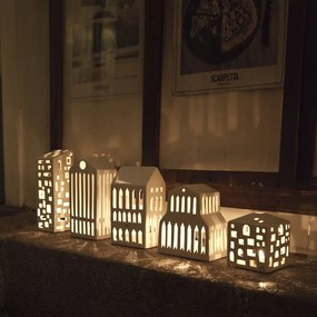 Biely keramický svietnik Kähler Design Urbania Lighthouse Pantheon