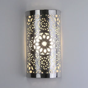 Strieborná nástenná lampa Amira