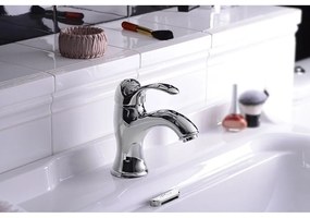 Stojančeková umývadlová batéria v striebornej farbe Kirké – Sapho