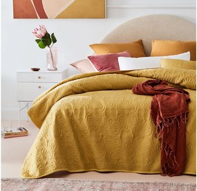 Žltý jednofarebný prešívaný prehoz na posteľ 200 x 220 cm