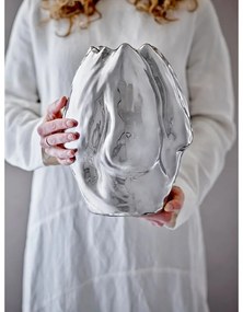 Váza z kameniny v striebornej farbe (výška 29 cm) Bobby – Bloomingville