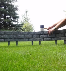 Záhradná palisáda obrubník lem trávniku 2,2 m sivá