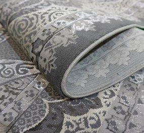 Koberec Allianz 6302 GREY – sivý s orientálnym vzorom Rozmer: 280x370 cm