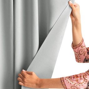 Svetlosivý zatemňovací termo záves 140x270 cm Pleat – Restilo