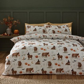 Sivobéžové obliečky na jednolôžko 135x200 cm Halloween Highland Cow – Catherine Lansfield