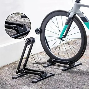 Skladací stojan na uskladnenie bicyklov