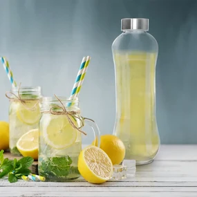 Orion Sklenená fľaša s viečkom, 600 ml