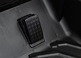 Ramiz Buggy ATV Defend 4x4 fialová licencia KUROMI