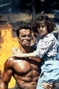 Umelecká fotografie Arnold Schwarzenegger And Alyssa Milano, Commando 1985 Directed By Mark L. Lester, (26.7 x 40 cm)