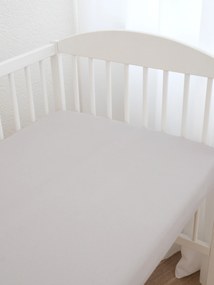 Jersey plachta do postieľky s elastanom Deluxe 70 x 140 cm – svetlosivá