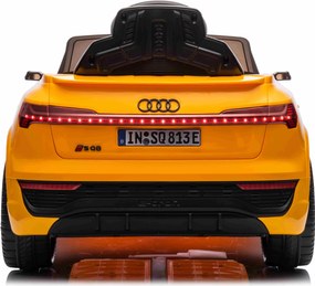 Ramiz Audi SQ8 vozidlo Žltá