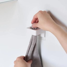 Biely plastový multifunkčný držiak Film Hook – YAMAZAKI