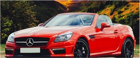 Obraz - červený Mercedes (120x50 cm)
