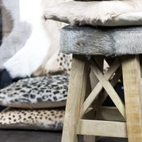 Vankúš koza leopard hnedý (capra aegagrus hircus) - 50 * 30 * 10cm