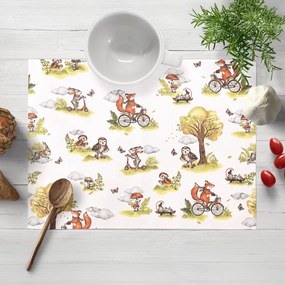 Biante Detské bavlnené prestieranie na stôl Sandra SA-697 Líšky na bicykloch - zelené na bielom 30x40 cm