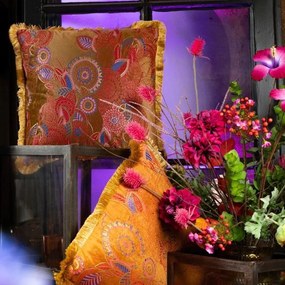 Taupe zamatový vankúš s kvetmi a zlatými strapcami Floral - 45*45*10cm