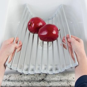 Hliníková odkvapkávacia mriežka na drez v striebornej farbe Metro – iDesign