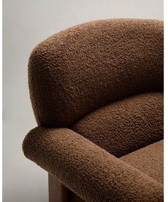 Hnedé kreslo z textílie buklé Nema – Kave Home