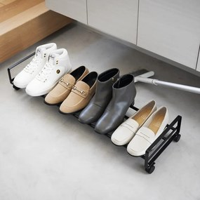 Čierny kovový stojan na topánky 83,5x14,5x27,5 cm Tower – YAMAZAKI