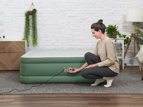 Dvojitý nafukovací matrac Bestway so vstavanou pumpou 203 x 152 x 46 cm 69646