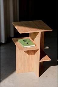 Nočný stolík v dekore duba s poličkami v prírodnej farbe Atik – noo.ma