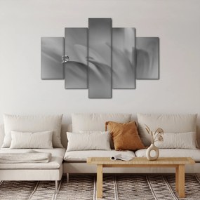 Obraz - Kvapka na kvete, čiernobiela (150x105 cm)