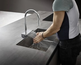 Hansgrohe M81, drezová batéria Aquno Select s výsuvnou koncovkou a plochým sprchovým prúdom, chrómová, HAN-73837000