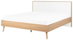 Drevená posteľ 140 x 200 cm svetlohnedá SERRIS Beliani