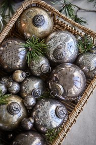 Ib Laursen Vianočná ozdoba Pebbled Silver Look