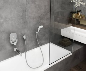 Hansgrohe Vernis Blend, vaňový výtok 204 mm, chrómová, HAN-71420000