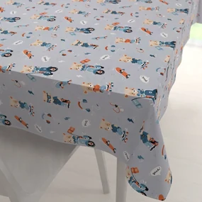 Biante Detský bavlnený obdĺžnikový obrus Sandra SA-599 Medvedíky na motorkách a skateboardoch na svetlo sivomodrom 140x220 cm