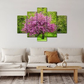Obraz rozkvitnutého stromu na lúke (150x105 cm)