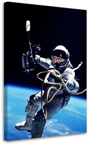 Gario Obraz na plátne Astronaut nad zemou - Nikita Abakumov Rozmery: 40 x 60 cm