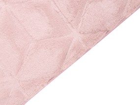 Koberec z umelej zajačej kožušiny 160 x 230 cm ružový THATTA Beliani