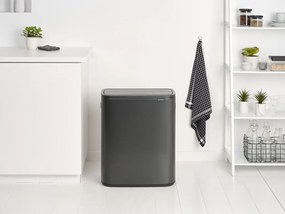 Tmavosivý dotykový oceľový odpadkový kôš na triedený odpad 60 l Bo Touch Bin – Brabantia