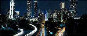 Obraz nočnej metropoly (120x50 cm)