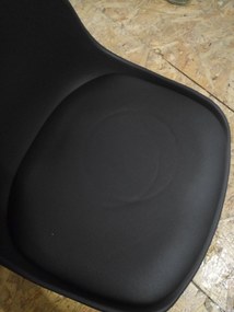 AKCIA Čierna barová stolička HOGA z eko kože II. akosť