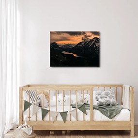 Sklenený obraz jazera medzi horami (70x50 cm)