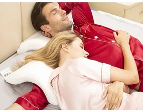 Ergonomický vankúš tvarovaný do oblúka