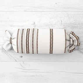 Biante Vankúš valec bonbon Sandra SA-618 Hnedý ľudový vzor na bielom 15x60 cm