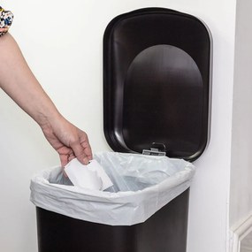 Čierny pedálový plastový odpadkový kôš 40 l - Addis