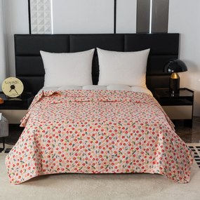 Prehoz na posteľ so vzorom STRAWBERRY ružová Rozmer: 220 x 240 cm