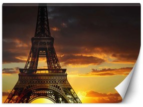 Gario Fototapeta Eiffelova veža pri západe slnka Materiál: Vliesová, Rozmery: 200 x 140 cm