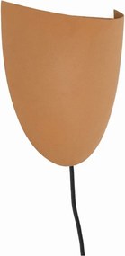 Nástenné svietidlo do zásuvky v terakotovej farbe Nibla – Kave Home