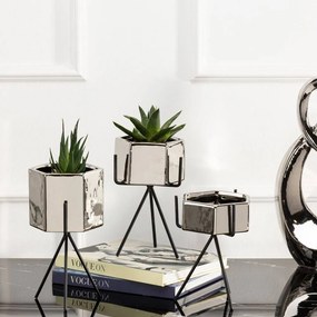 Kvetináč na stojane Sashi 18,5 cm strieborný