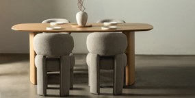 Oválný jídelní stůl Oriento 200 cm dub přírodní